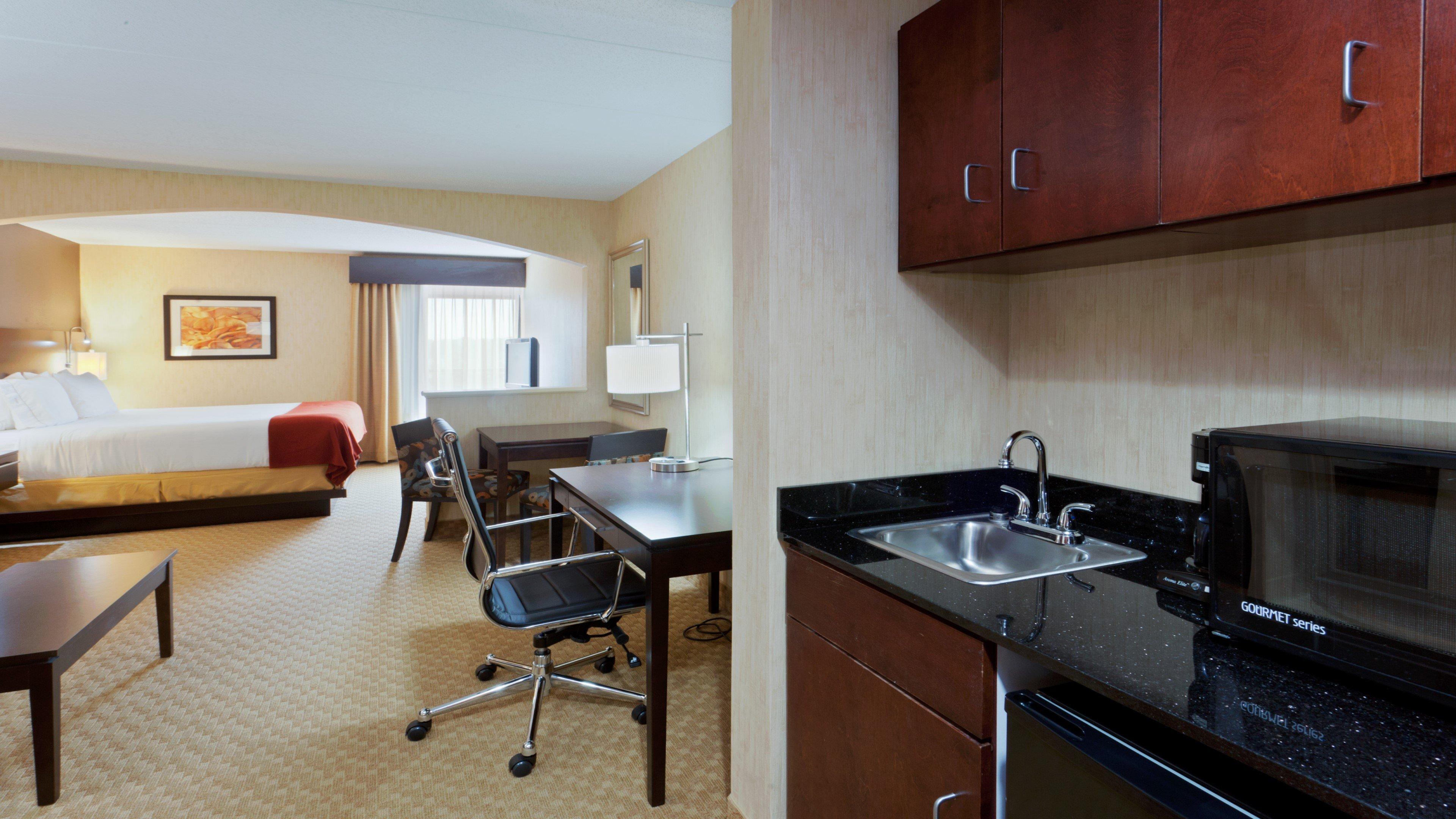 Holiday Inn Express Hotel & Suites Dover, An Ihg Hotel Room photo